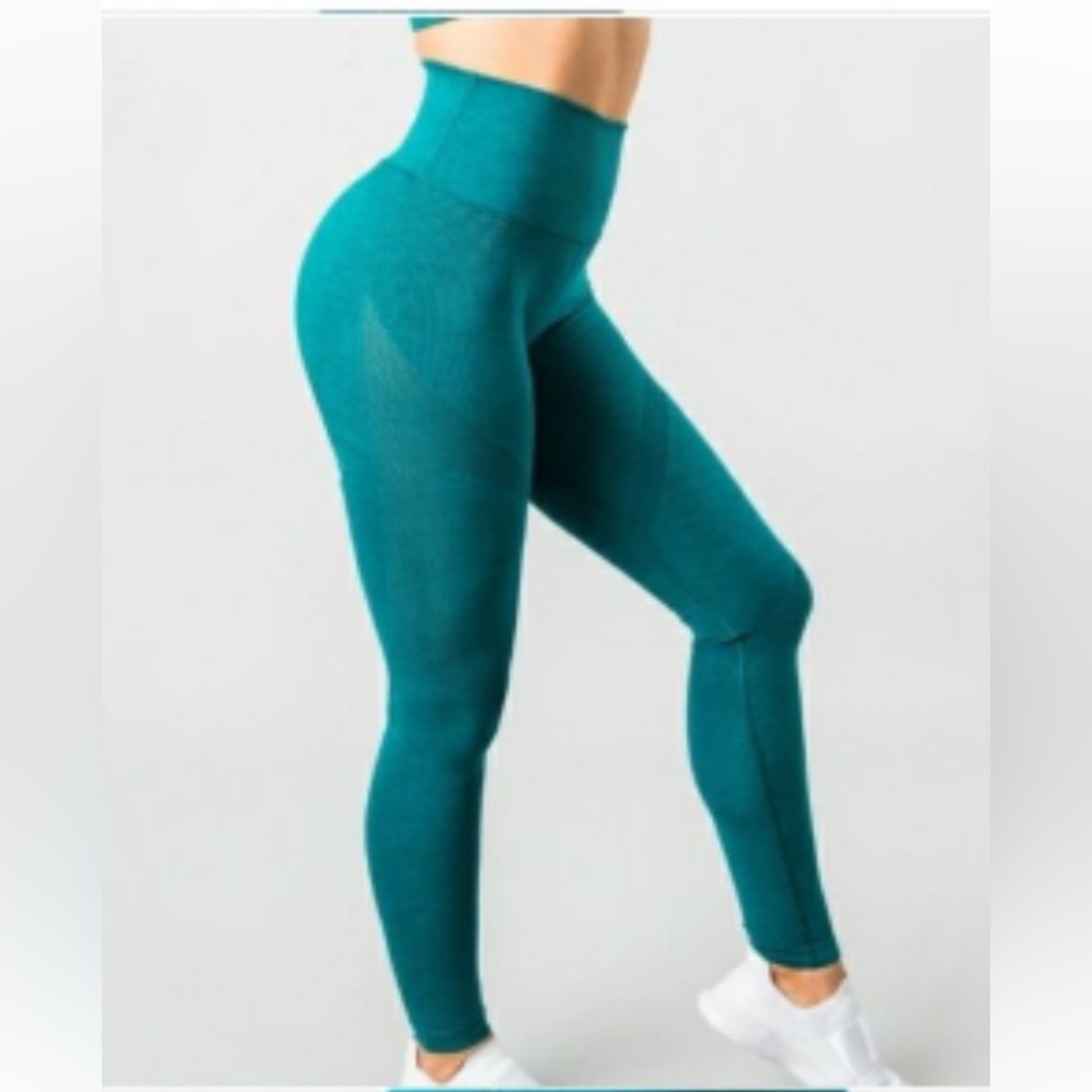 Alphalete Halo Leggings in Teal